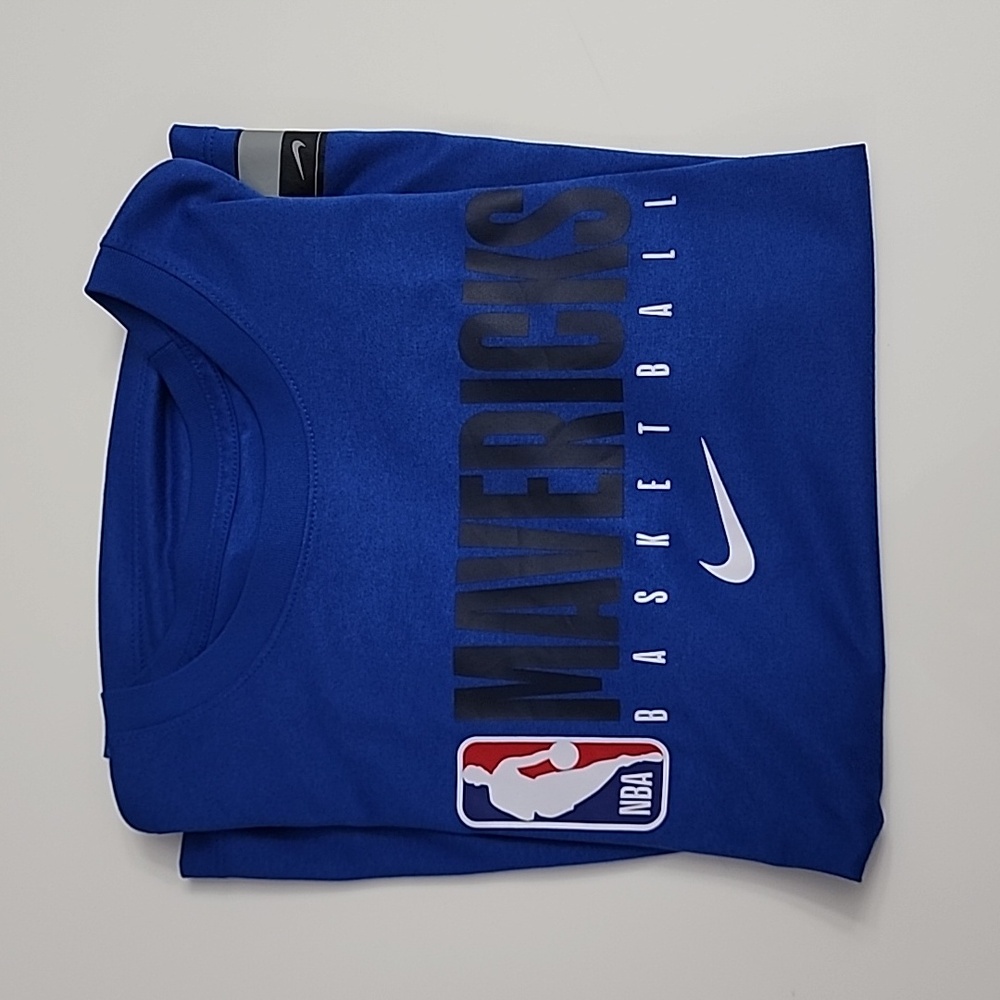 Women's Fitted Dallas Mavericks Basketball Dri Fit The Nike Tee